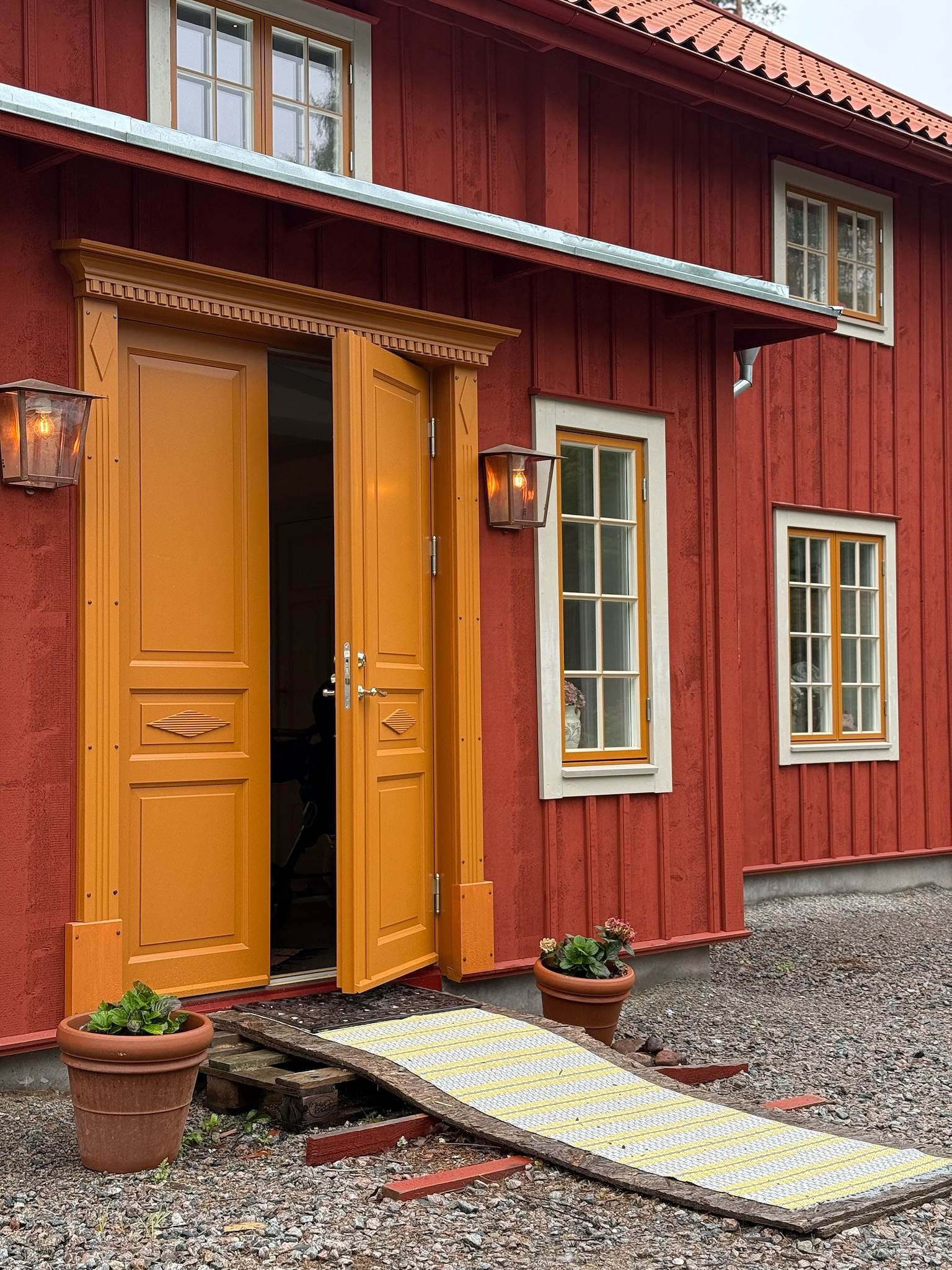 Ytterdörr Pardörr Halvfransk PD32 Gul Romb pärla Kulturgångjärn Trycke Kultur Penselmålad från Allmoge.